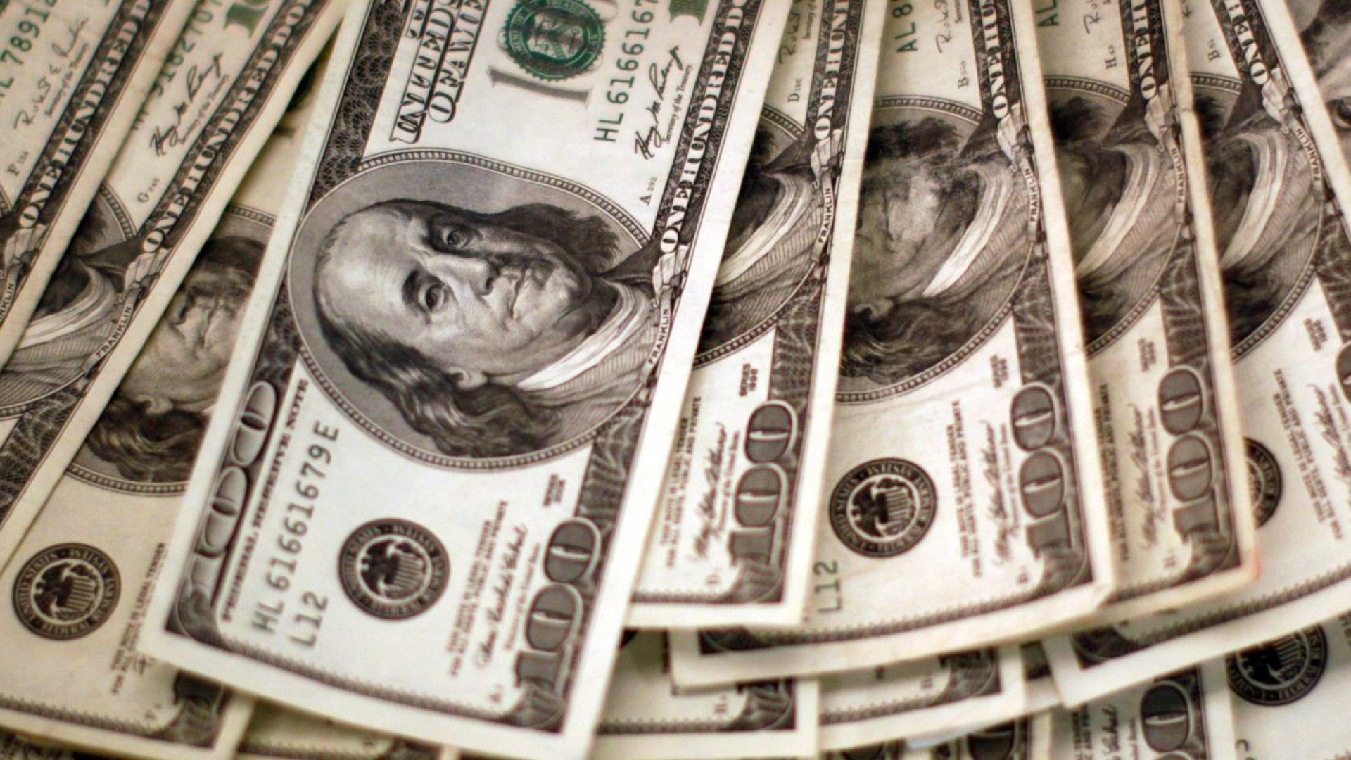 Dólar sobe para R$ 5,18 e atinge maior valor desde fim de março
