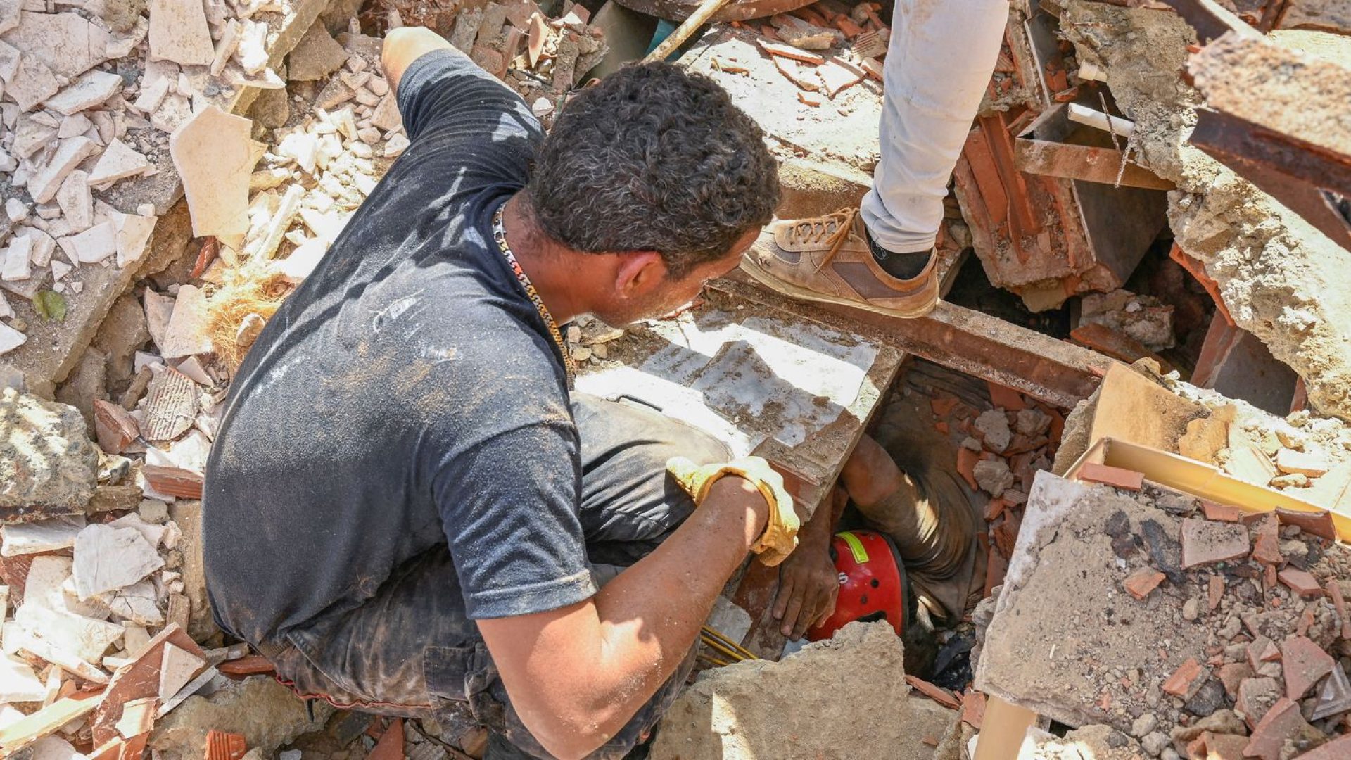 2026-06-25t161125z_641268846_rc211mae7003_rtrmadp_3_venezuela-quake.jpg