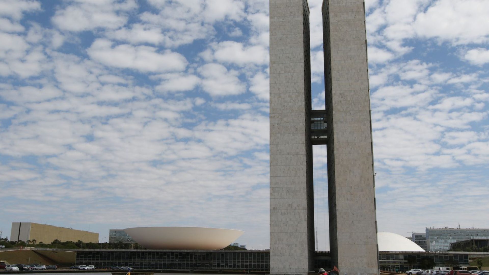 palacio_do_congresso_nacional_250620213593.jpg