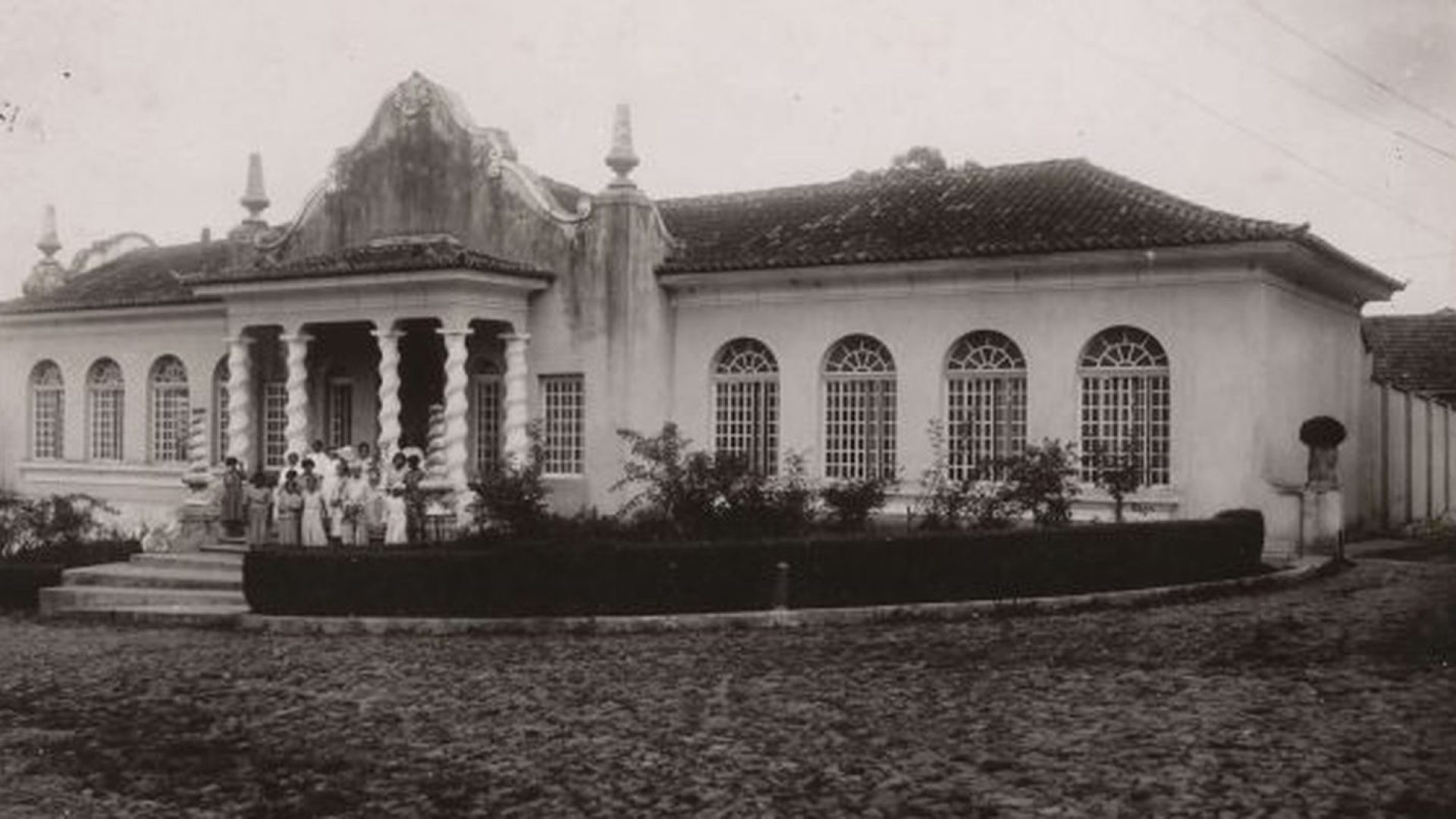 pavilho-do-hospital-colnia-de-barbacena-foto-arquivo-pblico-mineiro-630x461.jpg