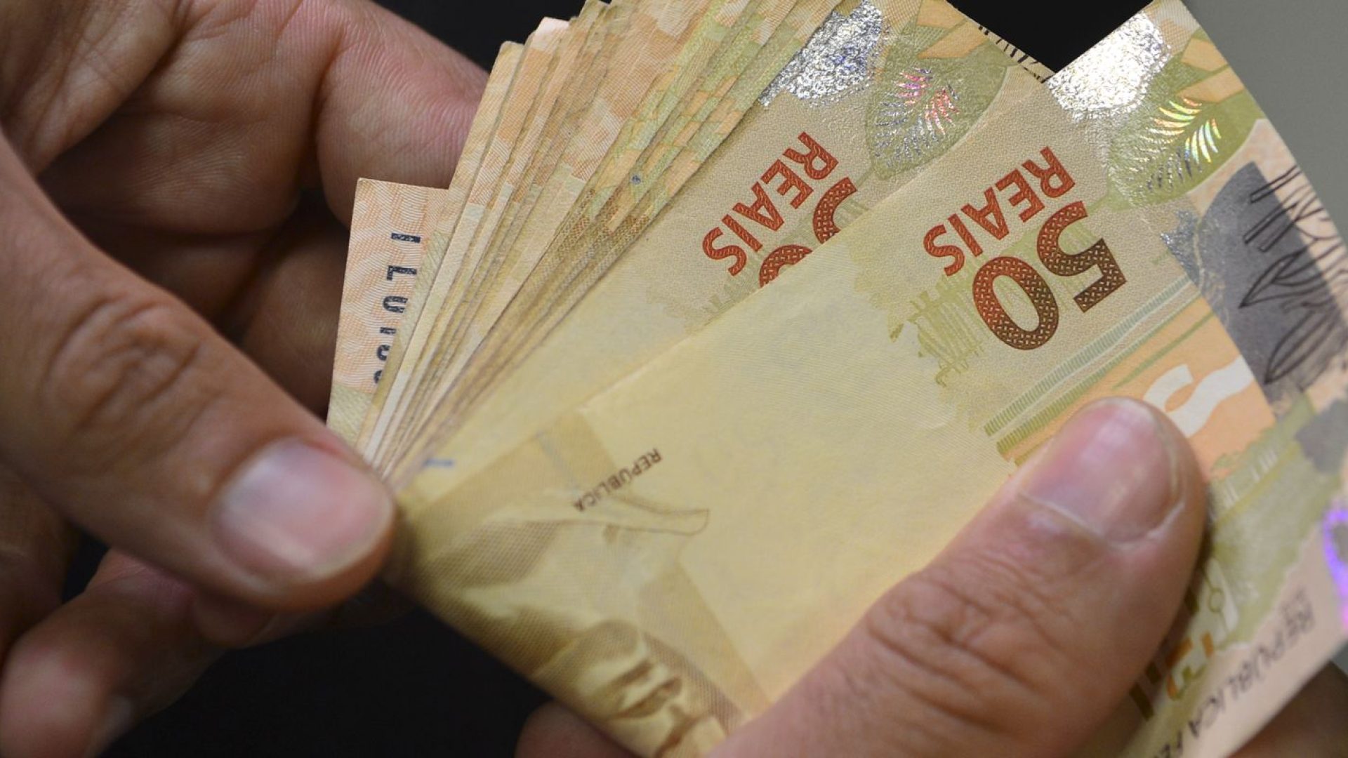 Saiba como funcionará compra de dívidas pela União