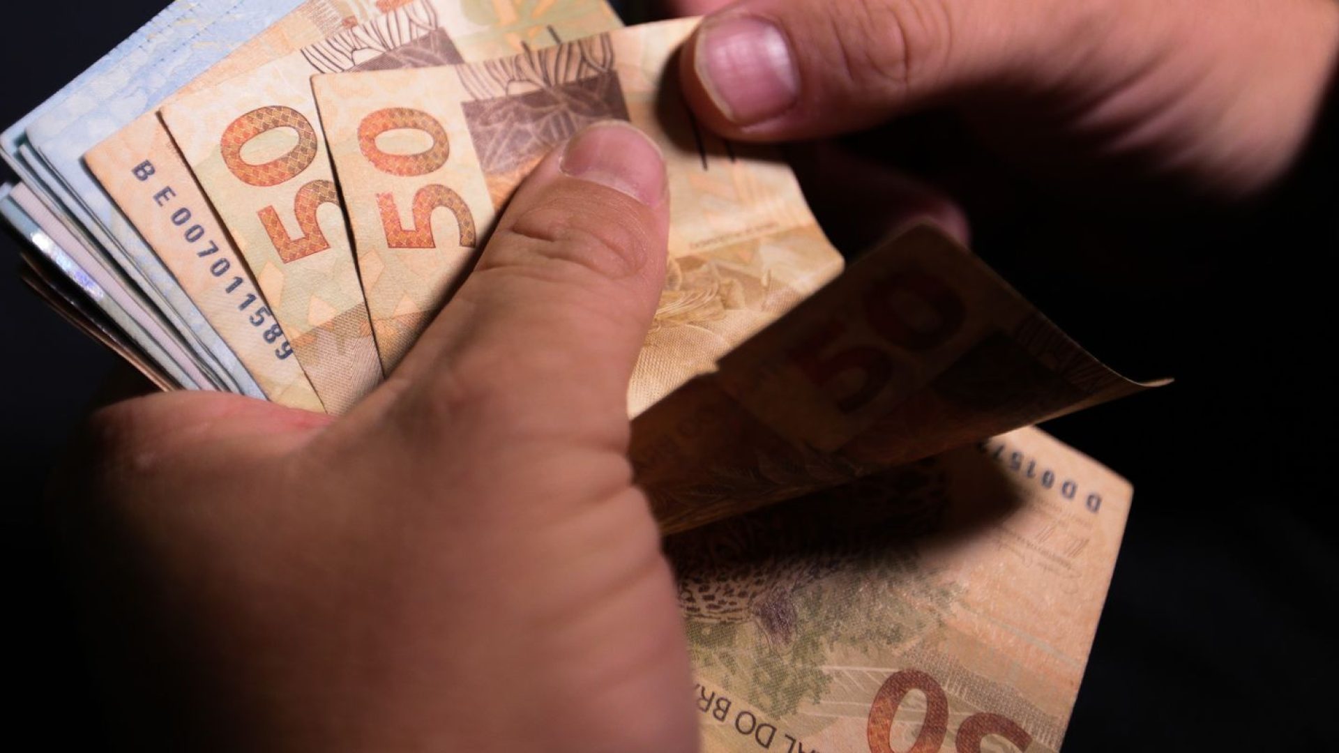 Caixa começa a pagar Bolsa Família de junho