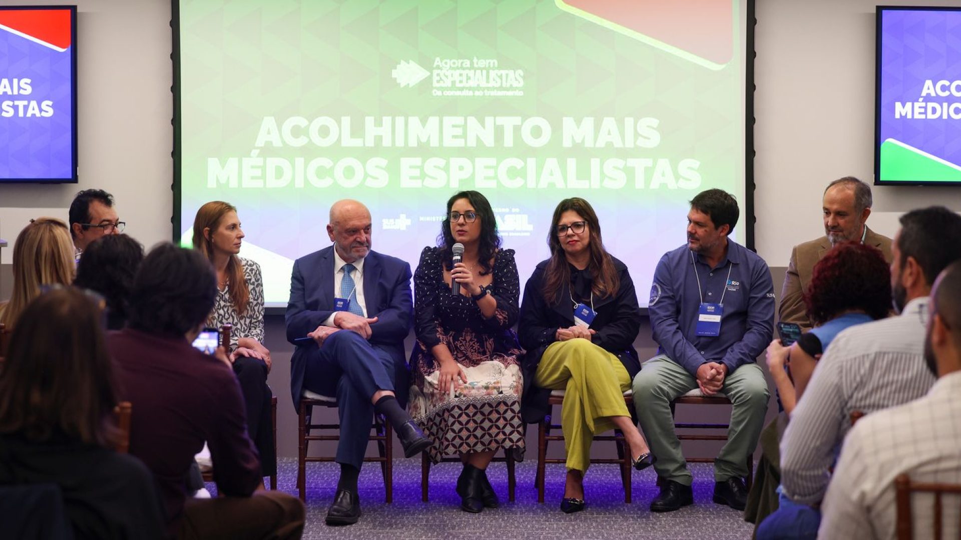 Projeto Mais Médicos Especialistas recebe 50 profissionais no Rio