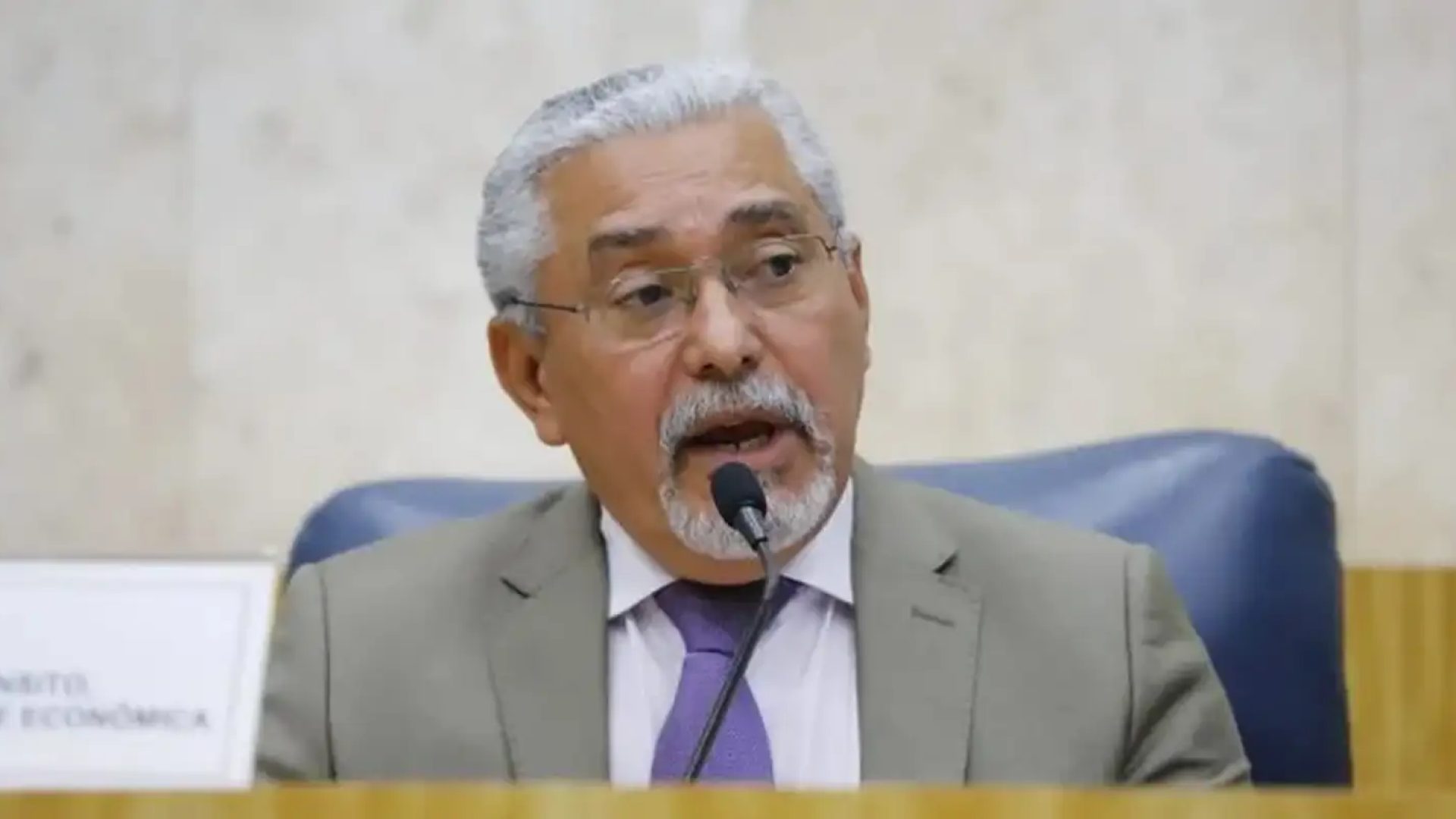 Vereador de SP Senival Moura pede afastamento do PT